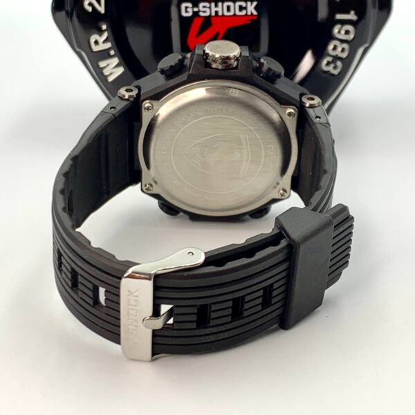 G-Shock Ferrari 4- Gsh180613