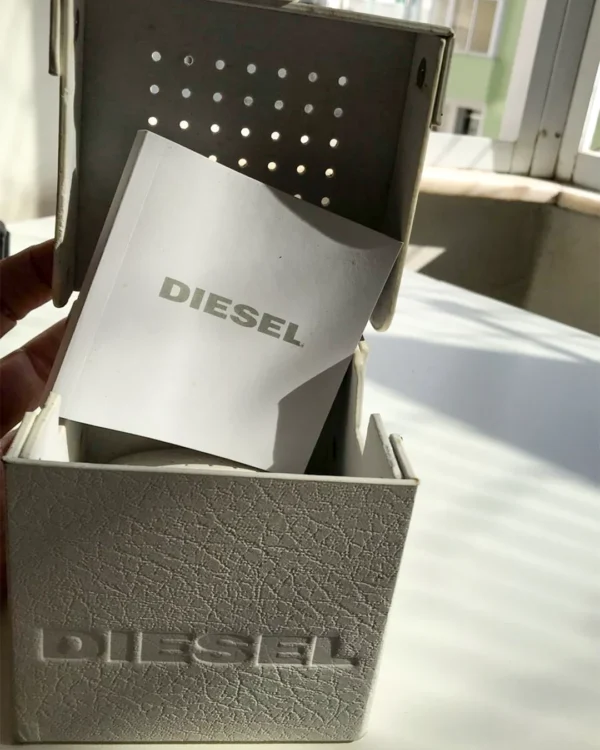 Caixa Diesel Original 5 - Caixadie01