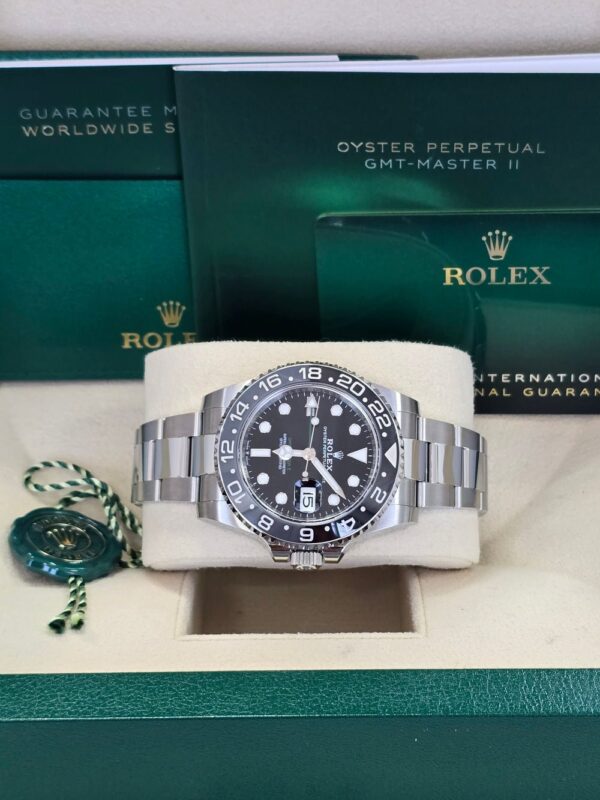 Rolex GMT Master II (Bruce Wayne) - ROL183524 - Image 4